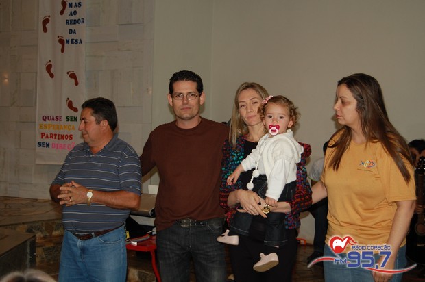 EMAÚS comemora 18 anos com Santa Missa especial