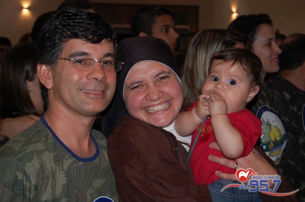 EMAÚS comemora 18 anos com Santa Missa especial