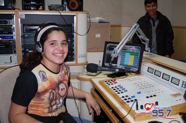 Catequizandos conhecem a FTM e Rádio Coração