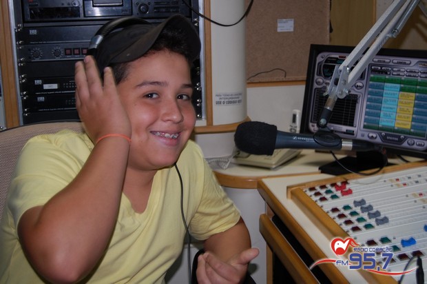 Catequizandos conhecem a FTM e Rádio Coração