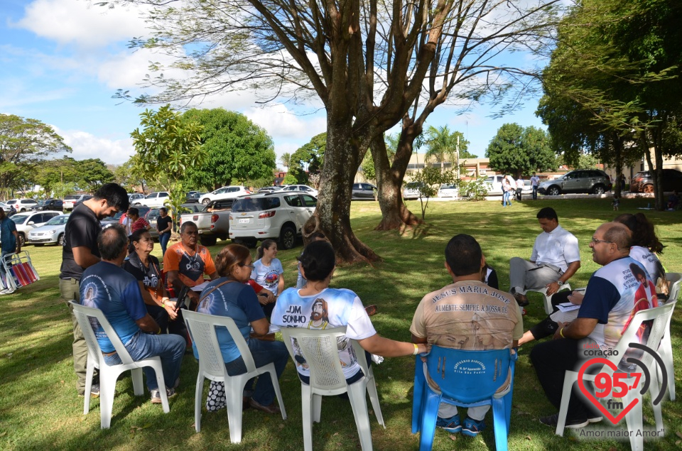 FOTOS: Peregrinação dos Campistas ao Santuário da Vila São Pedro