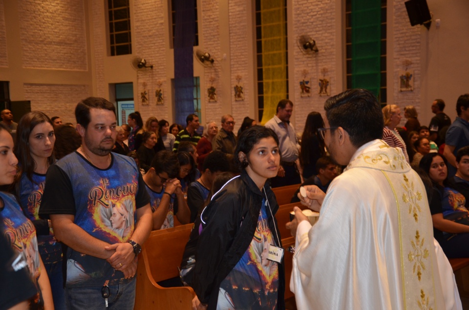 FOTOS: Missa de encerramento do 1º acampamento Renovar - Paróquia Santo André