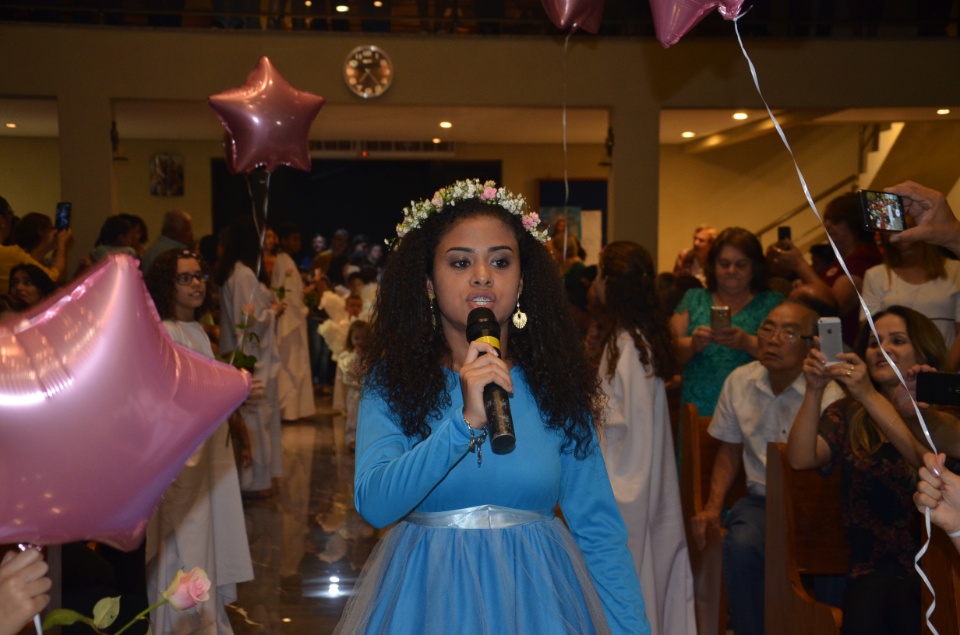 Festa e missa em honra a Nossa Senhora da Santíssima Trindade em Dourados