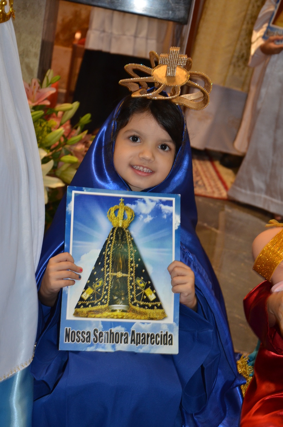 Festa e missa em honra a Nossa Senhora da Santíssima Trindade em Dourados