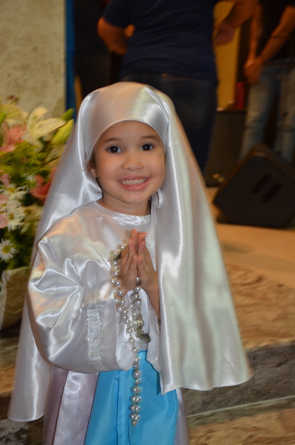 Festa e missa em honra a Nossa Senhora da Santíssima Trindade em Dourados