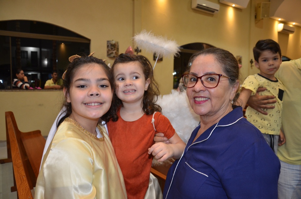 Festa e missa em honra a Nossa Senhora da Santíssima Trindade em Dourados