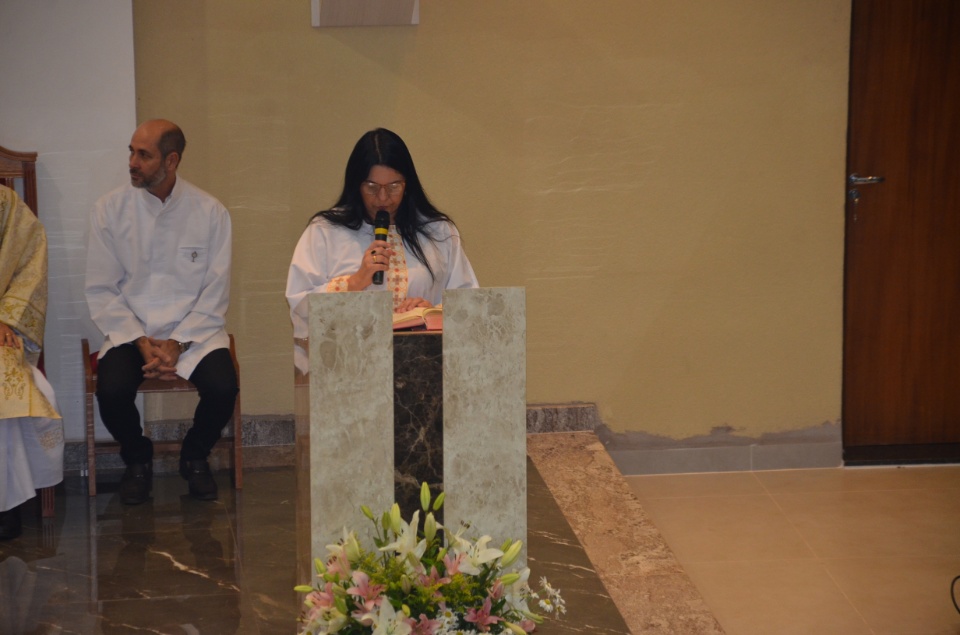 Festa e missa em honra a Nossa Senhora da Santíssima Trindade em Dourados