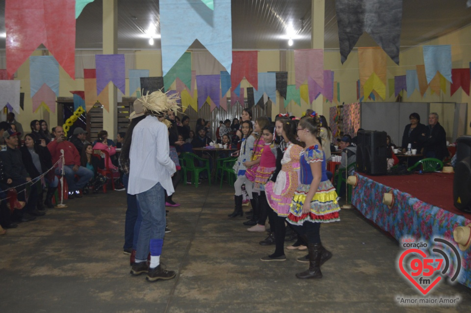 Fotos do arraiá da Paróquia N.Sra. Aparecida em Dourados