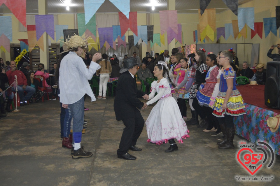 Fotos do arraiá da Paróquia N.Sra. Aparecida em Dourados