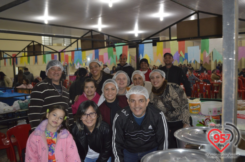 Fotos do arraiá da Paróquia N.Sra. Aparecida em Dourados