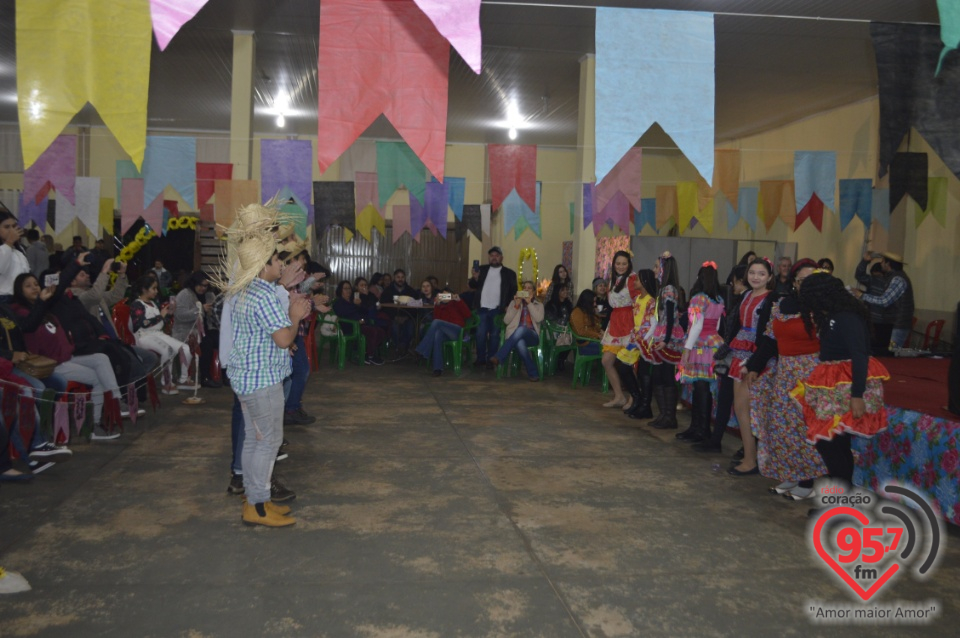 Fotos do arraiá da Paróquia N.Sra. Aparecida em Dourados