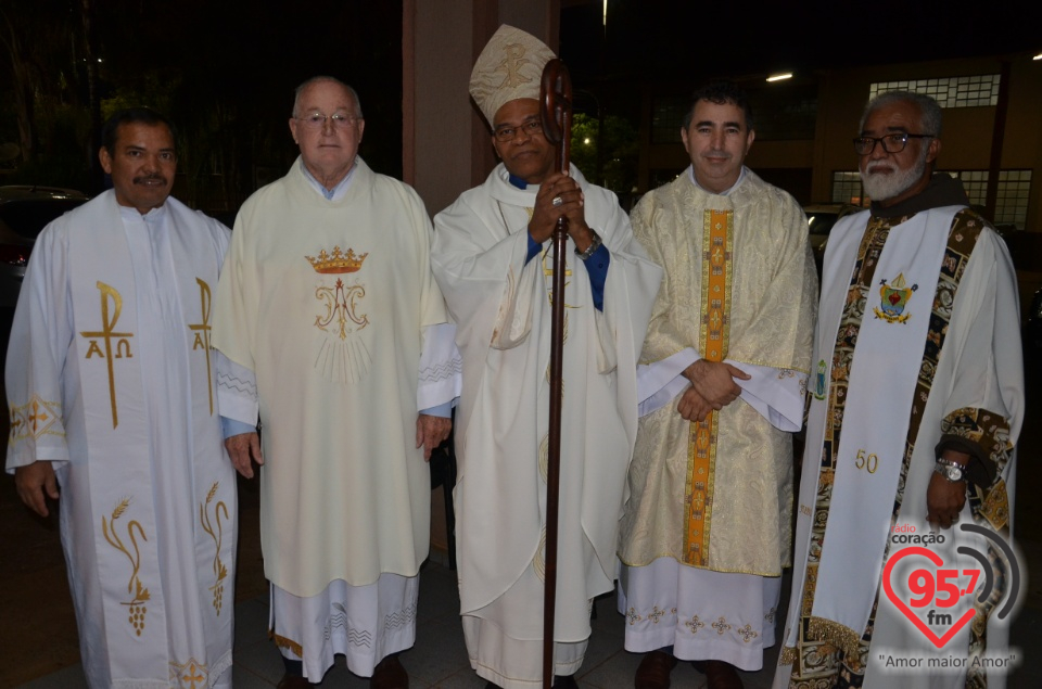 Dom Henrique realiza sagração do Altar da Paróquia São José de Itaporã