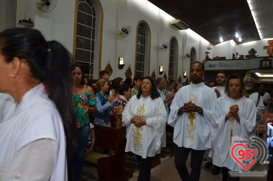 Dom Henrique realiza sagração do Altar da Paróquia São José de Itaporã