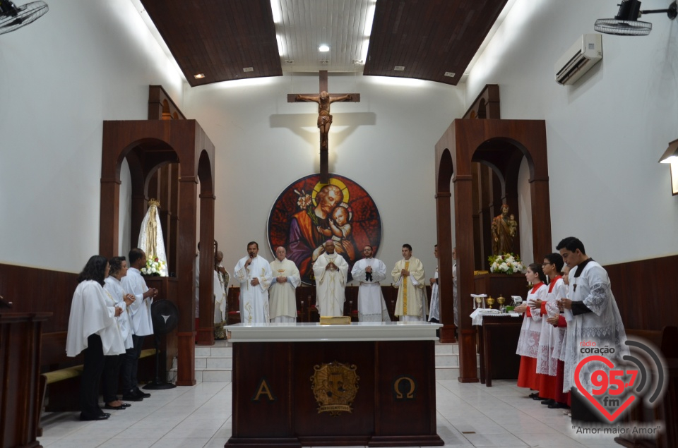 Dom Henrique realiza sagração do Altar da Paróquia São José de Itaporã