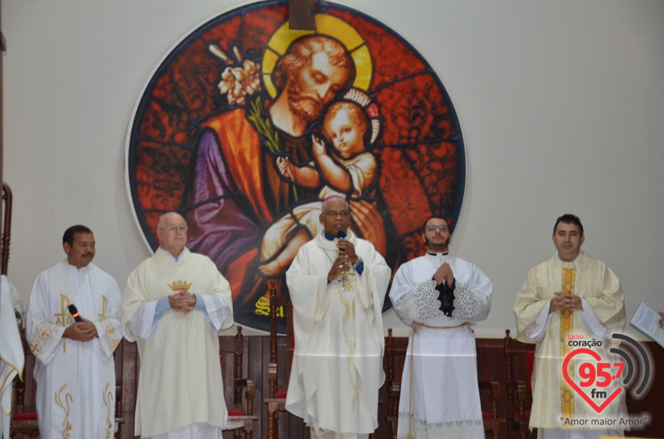 Dom Henrique realiza sagração do Altar da Paróquia São José de Itaporã