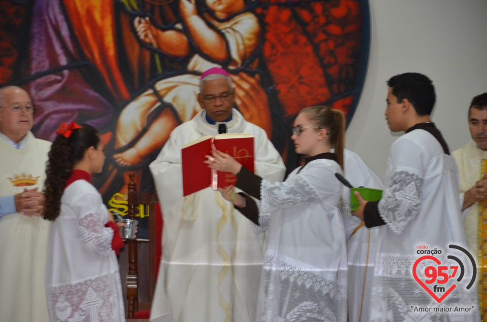 Dom Henrique realiza sagração do Altar da Paróquia São José de Itaporã