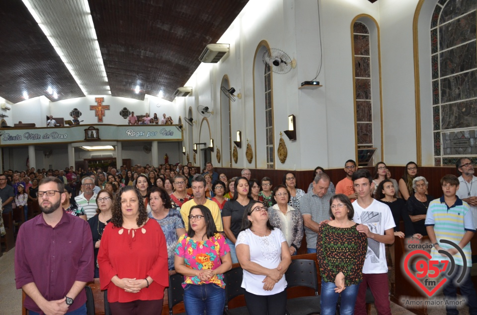 Dom Henrique realiza sagração do Altar da Paróquia São José de Itaporã