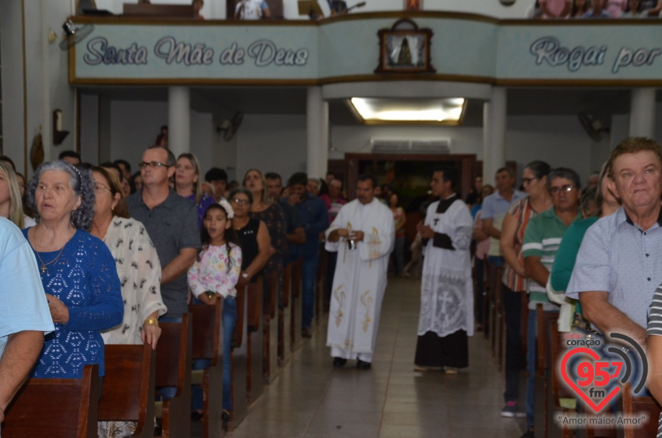 Dom Henrique realiza sagração do Altar da Paróquia São José de Itaporã