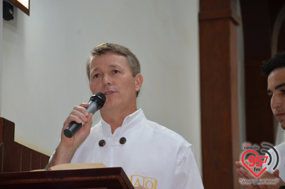 Dom Henrique realiza sagração do Altar da Paróquia São José de Itaporã