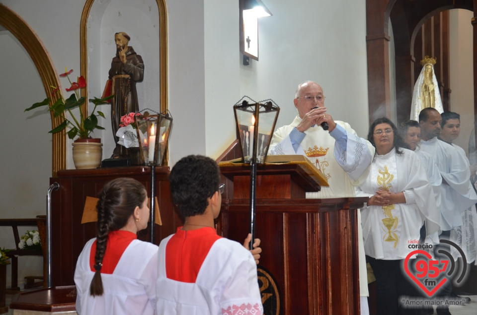 Dom Henrique realiza sagração do Altar da Paróquia São José de Itaporã