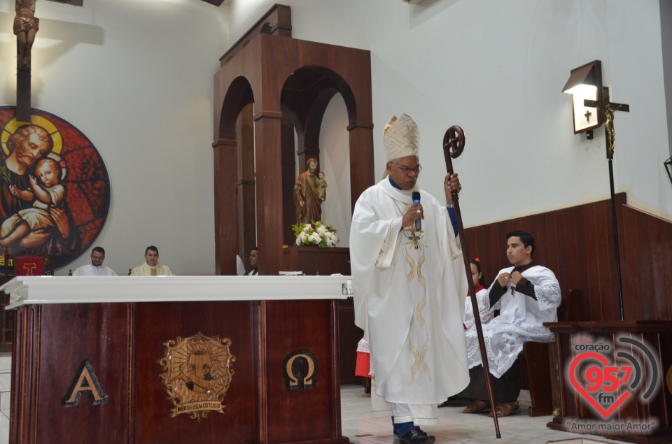 Dom Henrique realiza sagração do Altar da Paróquia São José de Itaporã