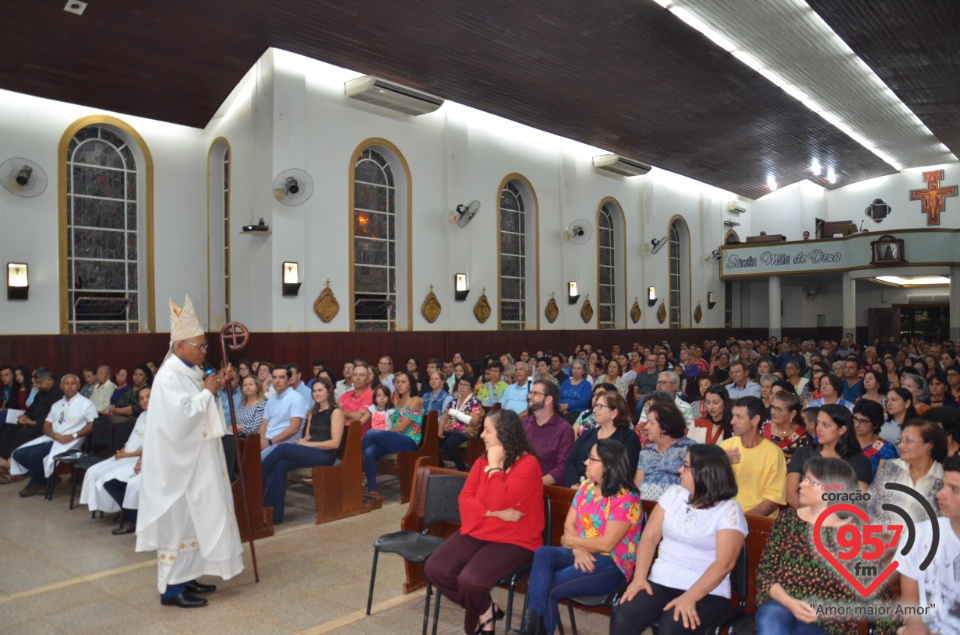 Dom Henrique realiza sagração do Altar da Paróquia São José de Itaporã