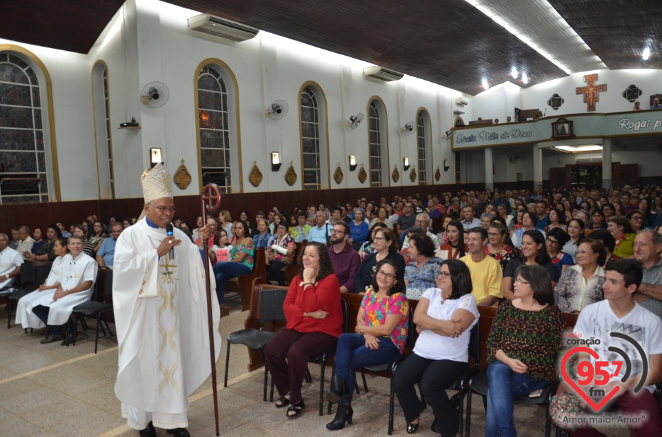 Dom Henrique realiza sagração do Altar da Paróquia São José de Itaporã