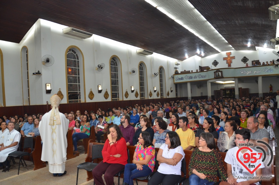 Dom Henrique realiza sagração do Altar da Paróquia São José de Itaporã