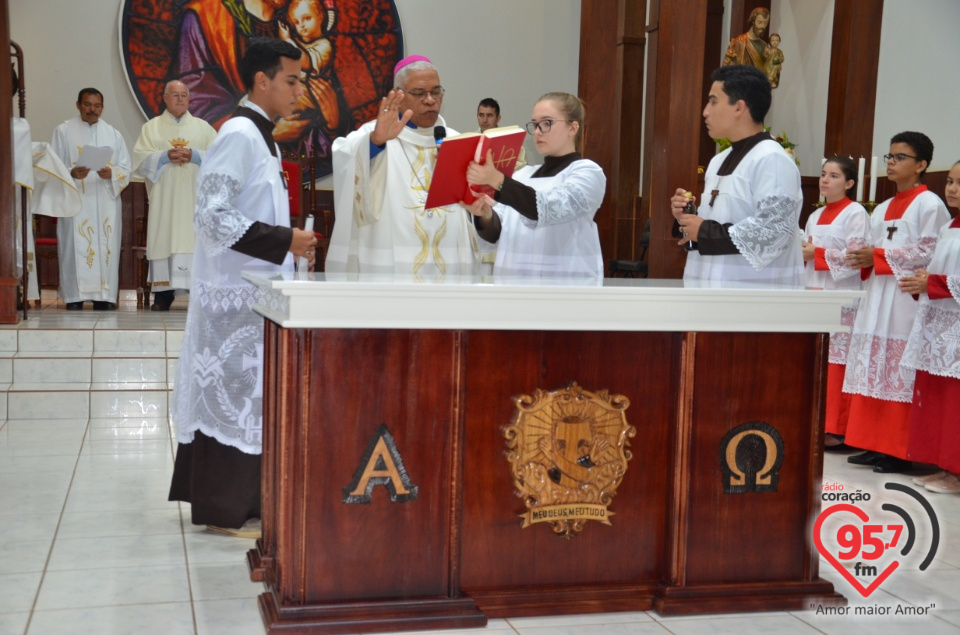 Dom Henrique realiza sagração do Altar da Paróquia São José de Itaporã