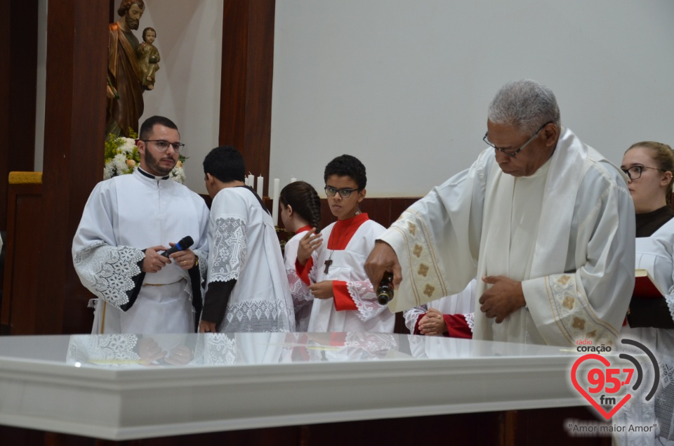 Dom Henrique realiza sagração do Altar da Paróquia São José de Itaporã