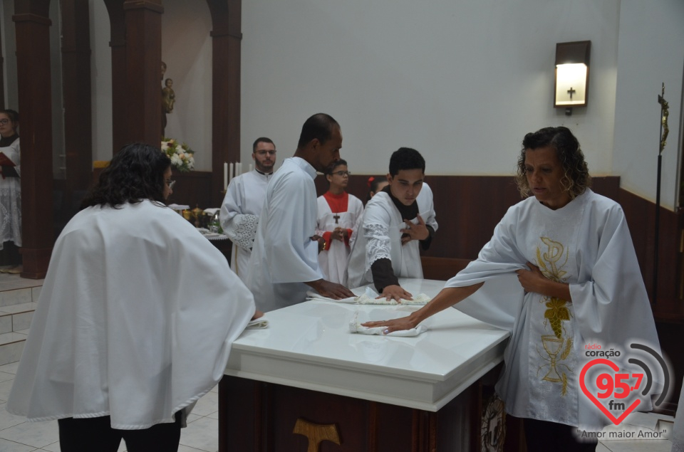 Dom Henrique realiza sagração do Altar da Paróquia São José de Itaporã