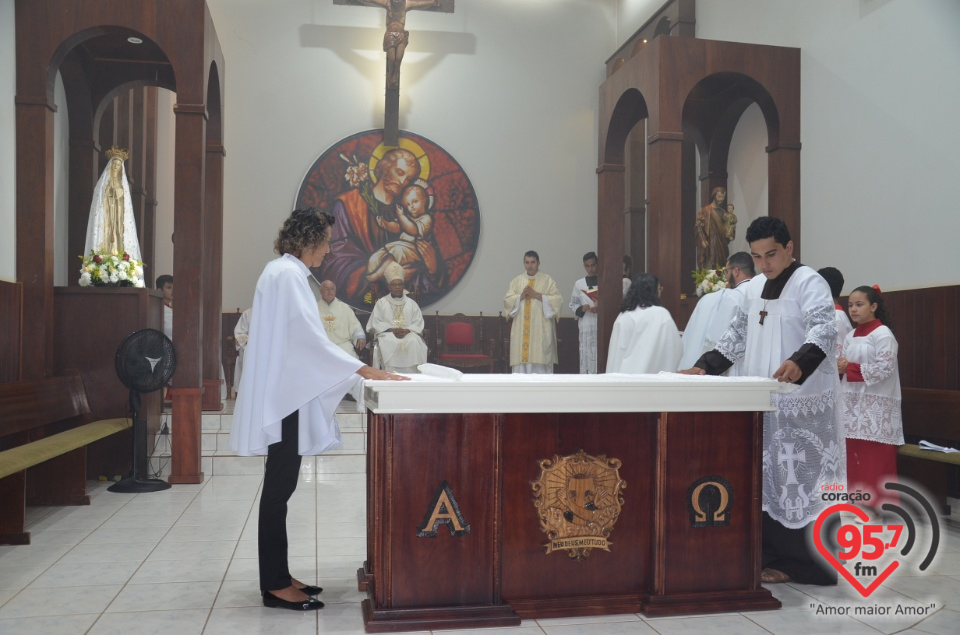 Dom Henrique realiza sagração do Altar da Paróquia São José de Itaporã