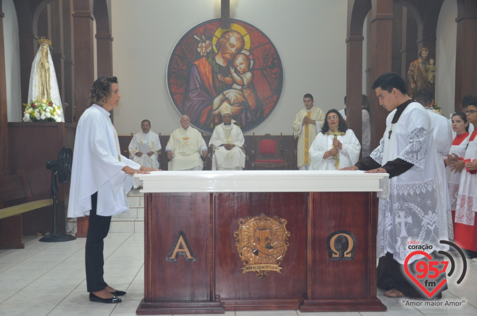 Dom Henrique realiza sagração do Altar da Paróquia São José de Itaporã