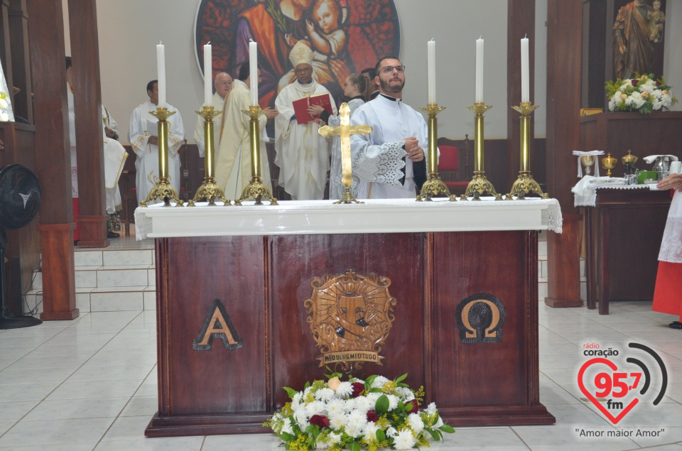 Dom Henrique realiza sagração do Altar da Paróquia São José de Itaporã