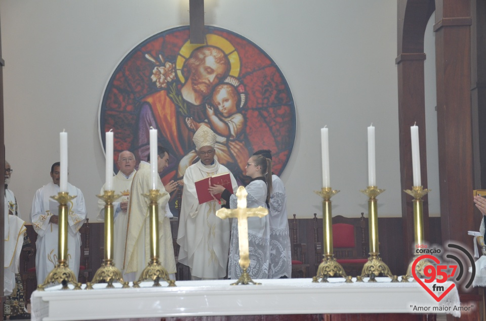 Dom Henrique realiza sagração do Altar da Paróquia São José de Itaporã