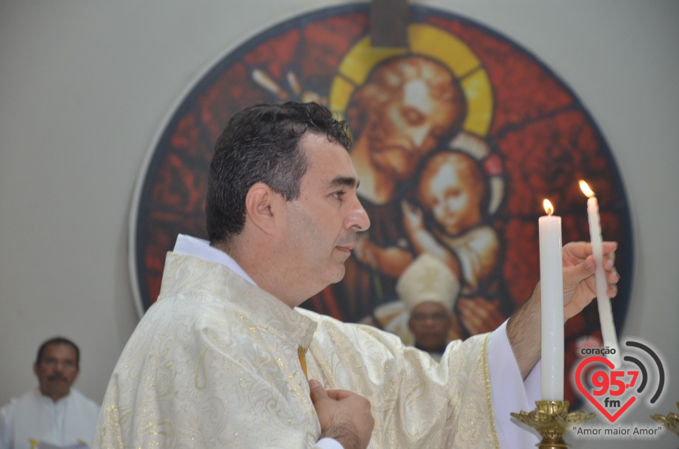 Dom Henrique realiza sagração do Altar da Paróquia São José de Itaporã