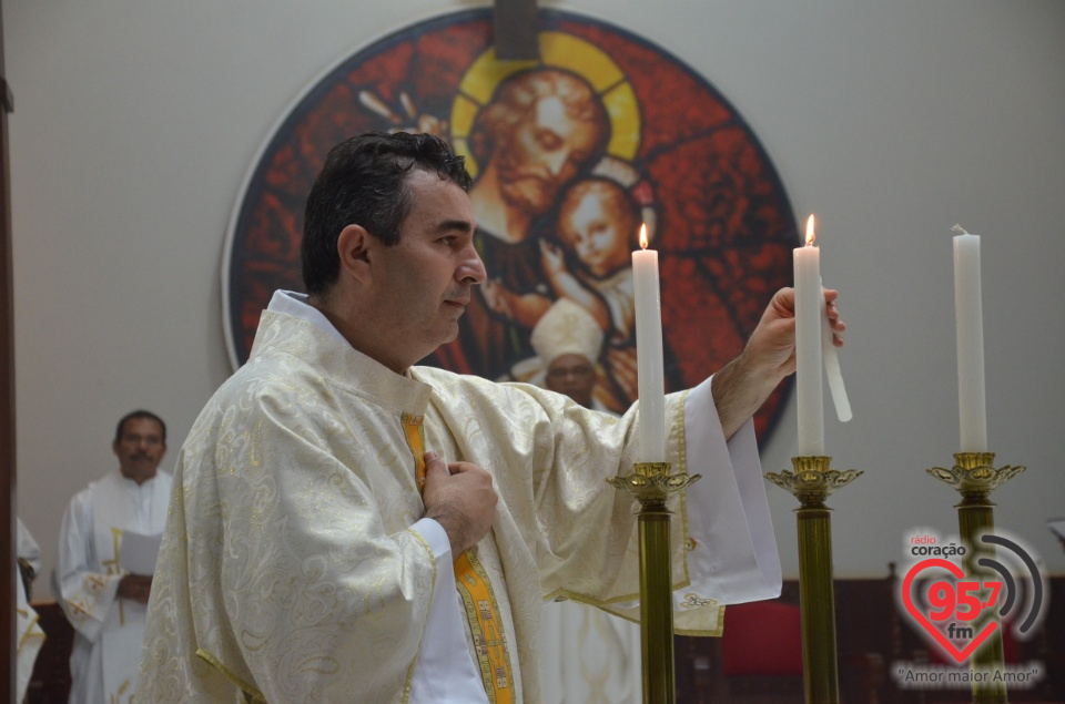 Dom Henrique realiza sagração do Altar da Paróquia São José de Itaporã