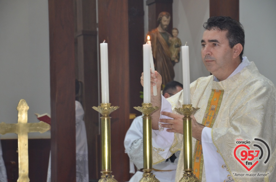 Dom Henrique realiza sagração do Altar da Paróquia São José de Itaporã