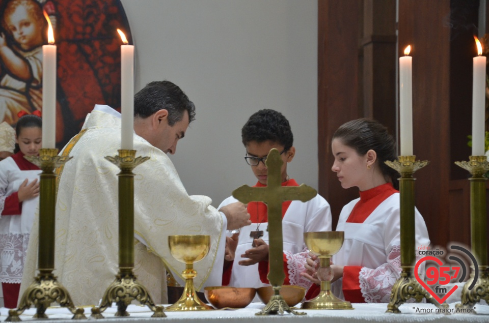 Dom Henrique realiza sagração do Altar da Paróquia São José de Itaporã