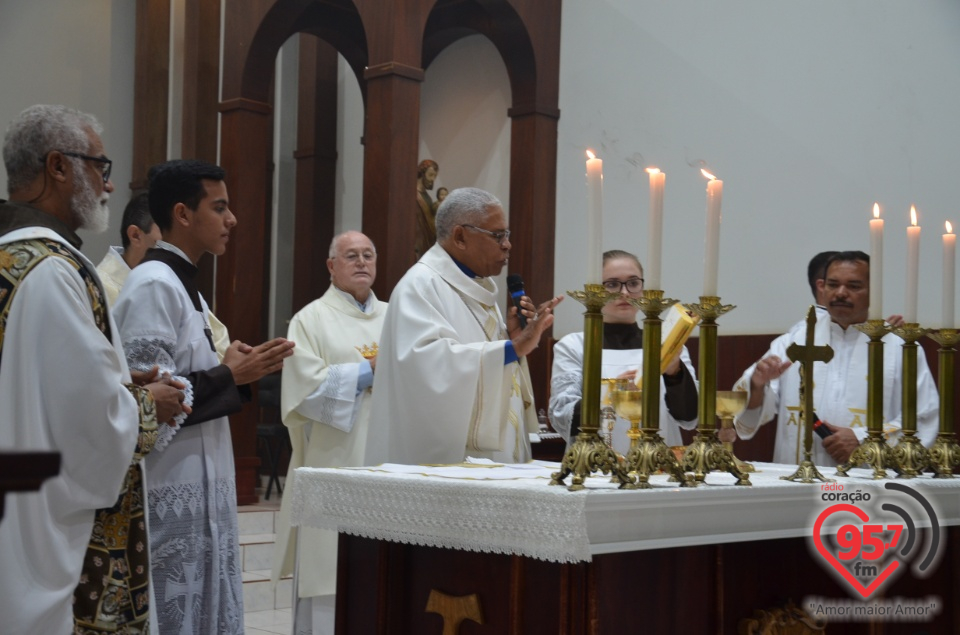 Dom Henrique realiza sagração do Altar da Paróquia São José de Itaporã