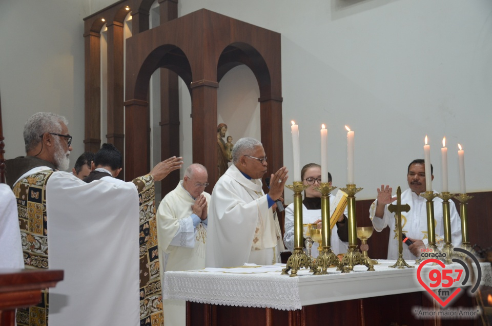 Dom Henrique realiza sagração do Altar da Paróquia São José de Itaporã