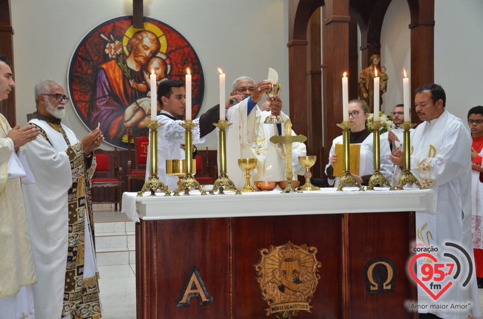 Dom Henrique realiza sagração do Altar da Paróquia São José de Itaporã