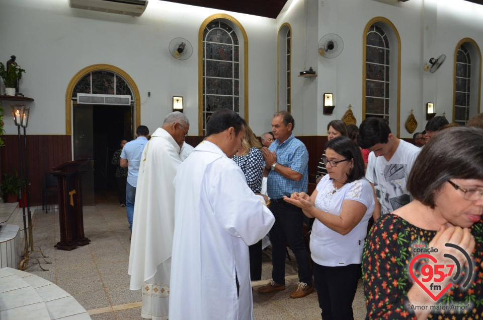 Dom Henrique realiza sagração do Altar da Paróquia São José de Itaporã