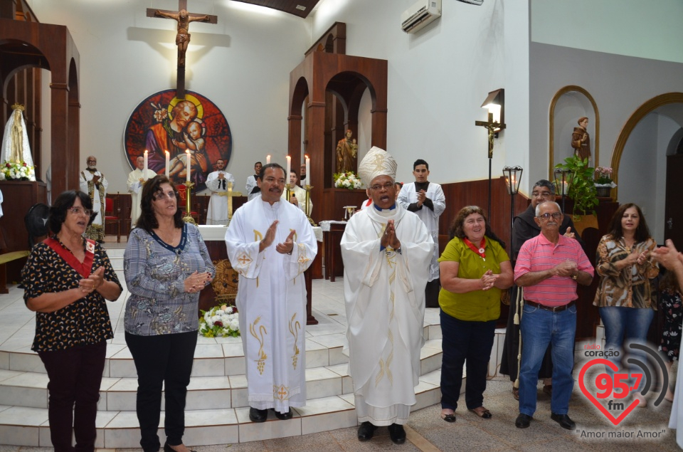 Dom Henrique realiza sagração do Altar da Paróquia São José de Itaporã