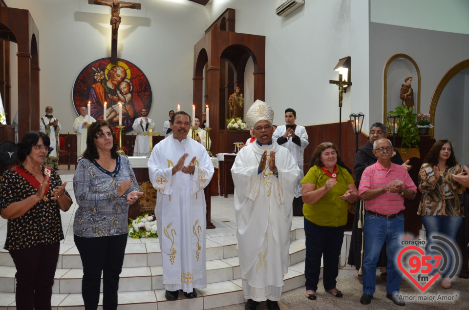 Dom Henrique realiza sagração do Altar da Paróquia São José de Itaporã