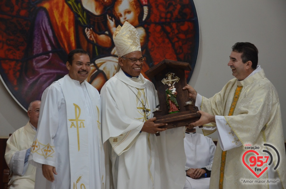 Dom Henrique realiza sagração do Altar da Paróquia São José de Itaporã