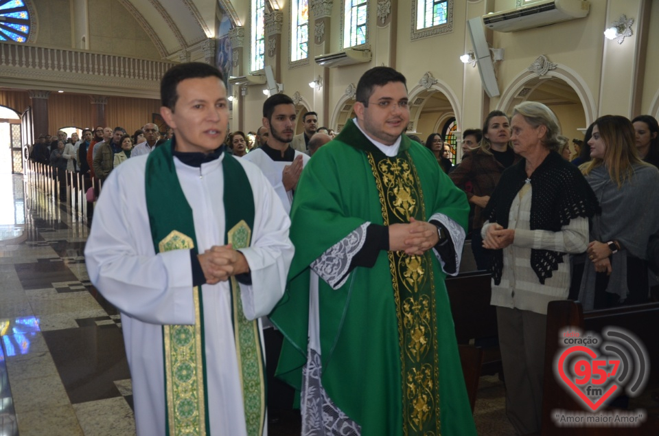 Missa e almoço marca momentos importantes na Catedral de Dourados