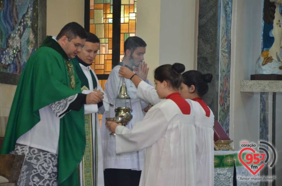 Missa e almoço marca momentos importantes na Catedral de Dourados