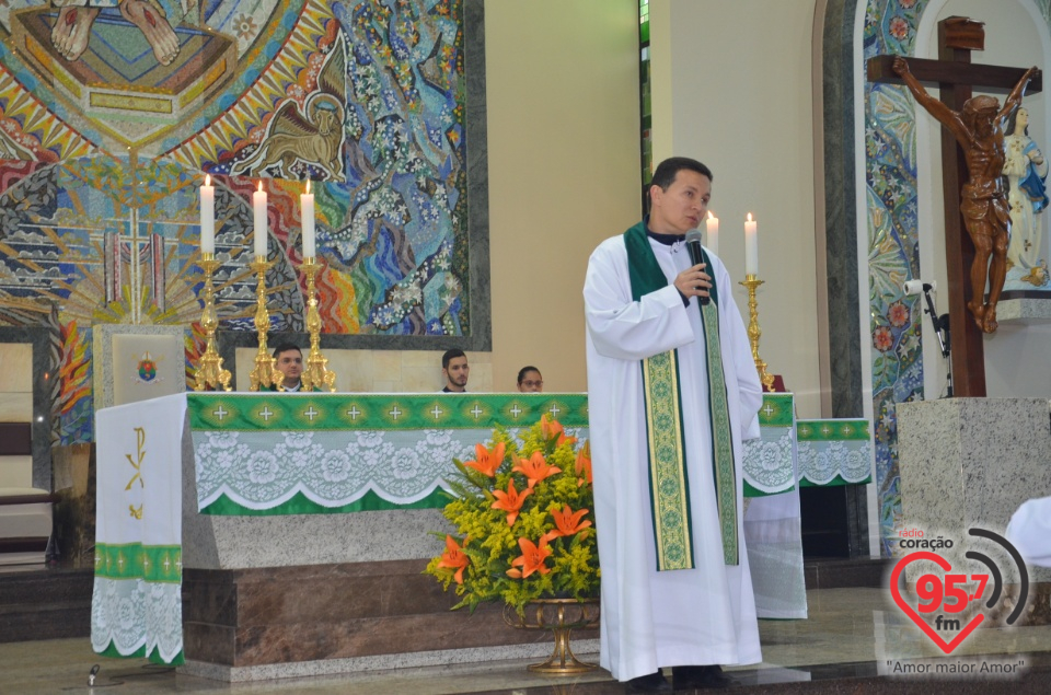 Missa e almoço marca momentos importantes na Catedral de Dourados