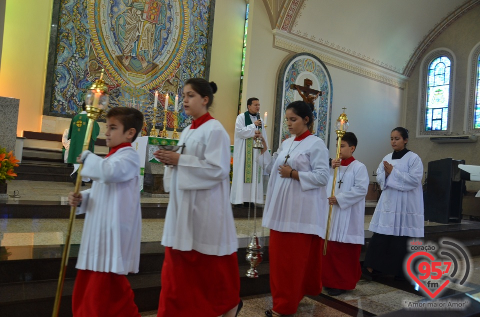 Missa e almoço marca momentos importantes na Catedral de Dourados